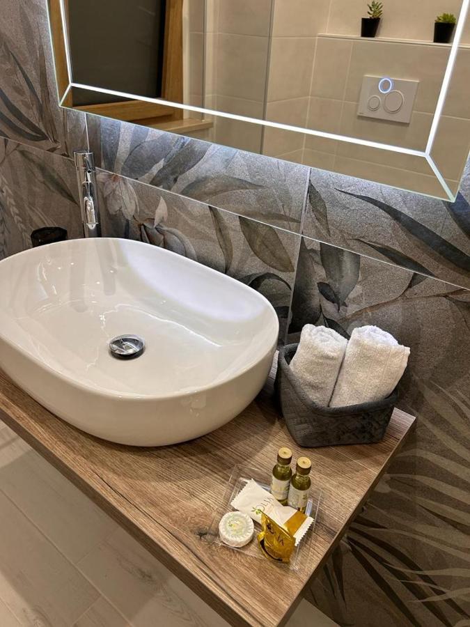 טרופאה L'Etoile Luxury B&B מראה חיצוני תמונה